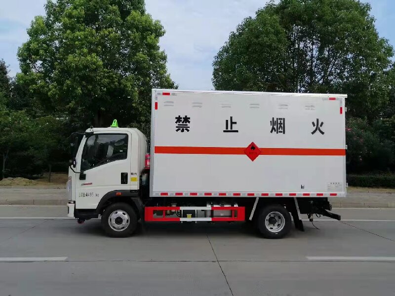蘇州到臨滄危險(xiǎn)品運(yùn)輸